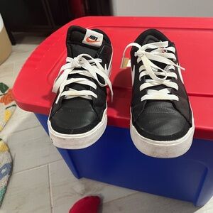 Nike Black and White Sneakers